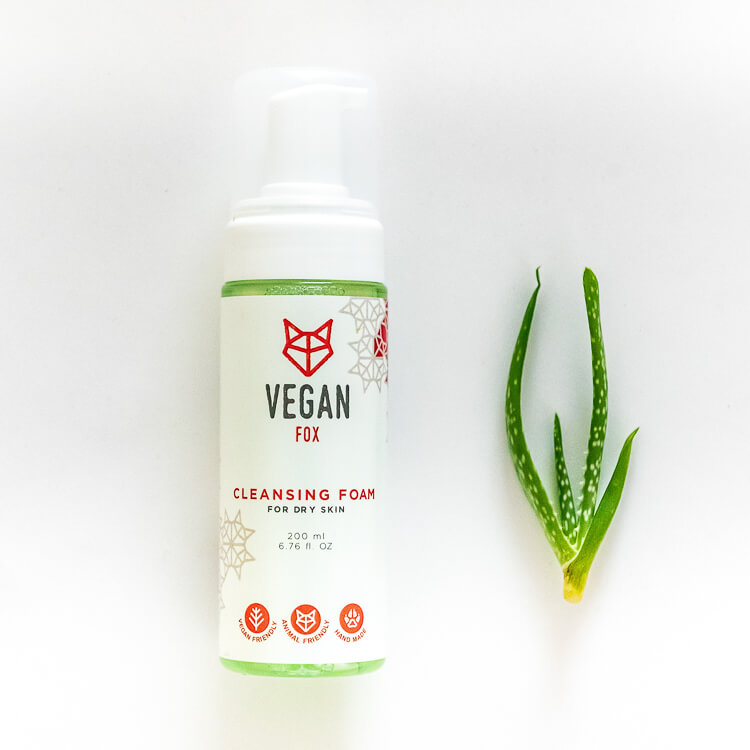 Cleansing foam for dry skin, 200 ml