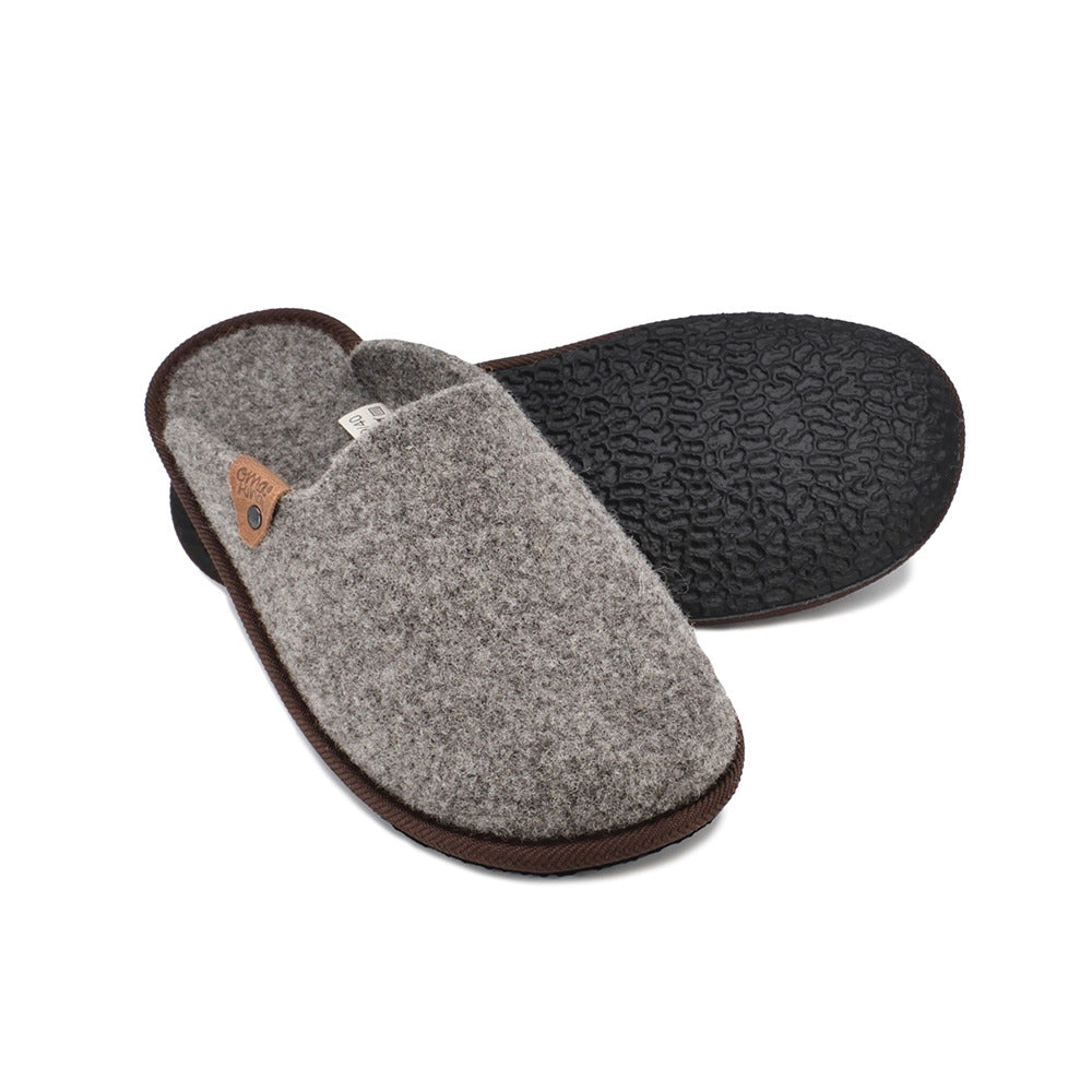 Tohkri Unisex Slippers - Grey